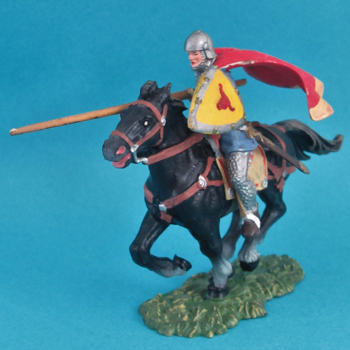 8868  Cavalier jouteur avec écu et cape sur cheval 2 (II).